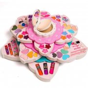 儿童玩具“彩妆”存安全隐患，家长购买儿童化妆品认准“小金盾”